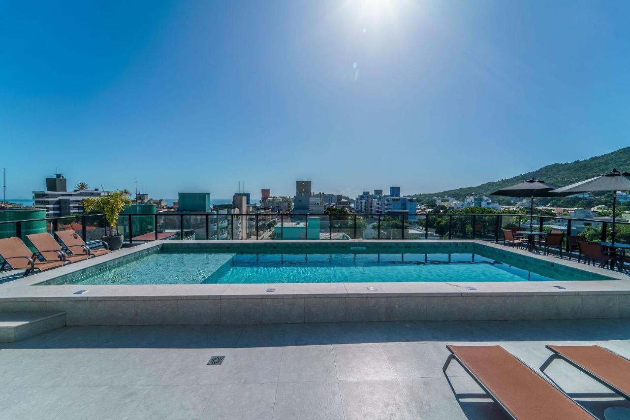 Adra 103 - Apartamento No Centro De Bombinhas - Rooftop Com Piscina E Academia - A Poucos Metros Da Praia - Exteriör bild